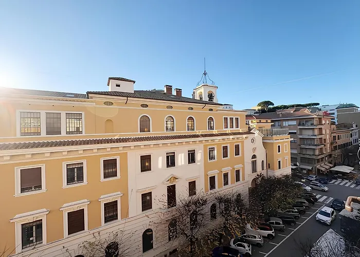 Elegantis Valentina - 1 Minute Walk To Vatican Museums *